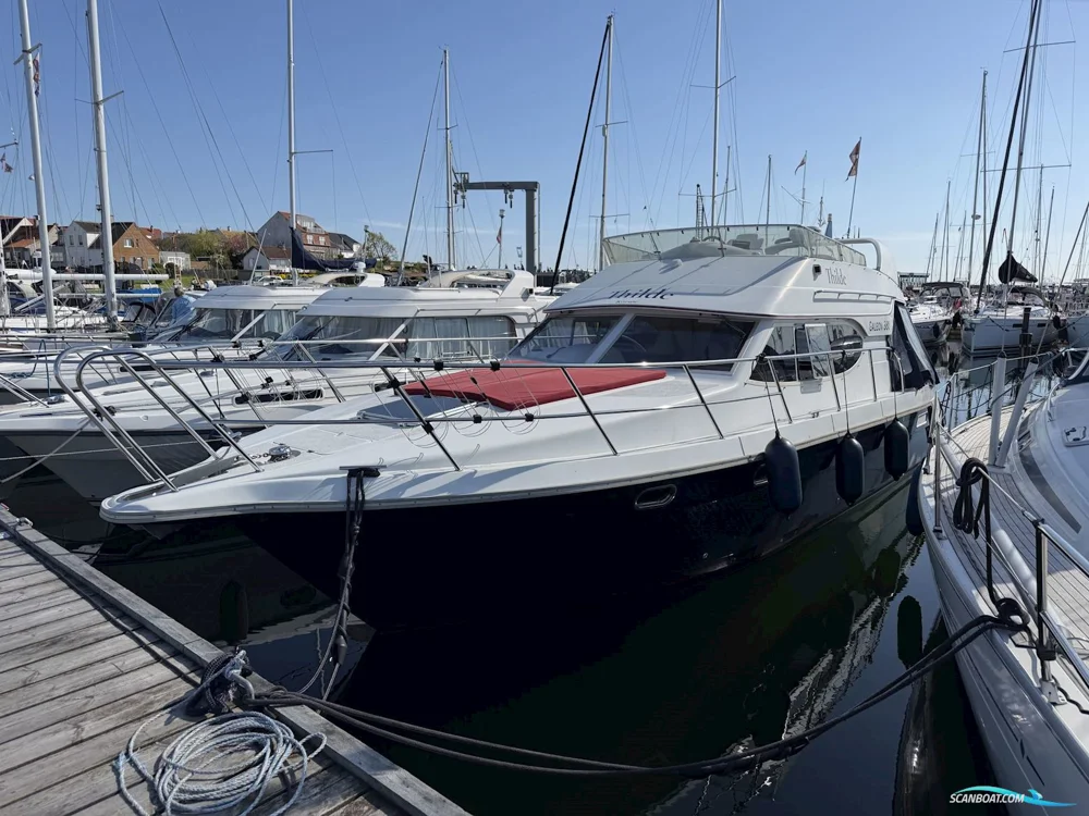 BoatPhoto.coverAlt