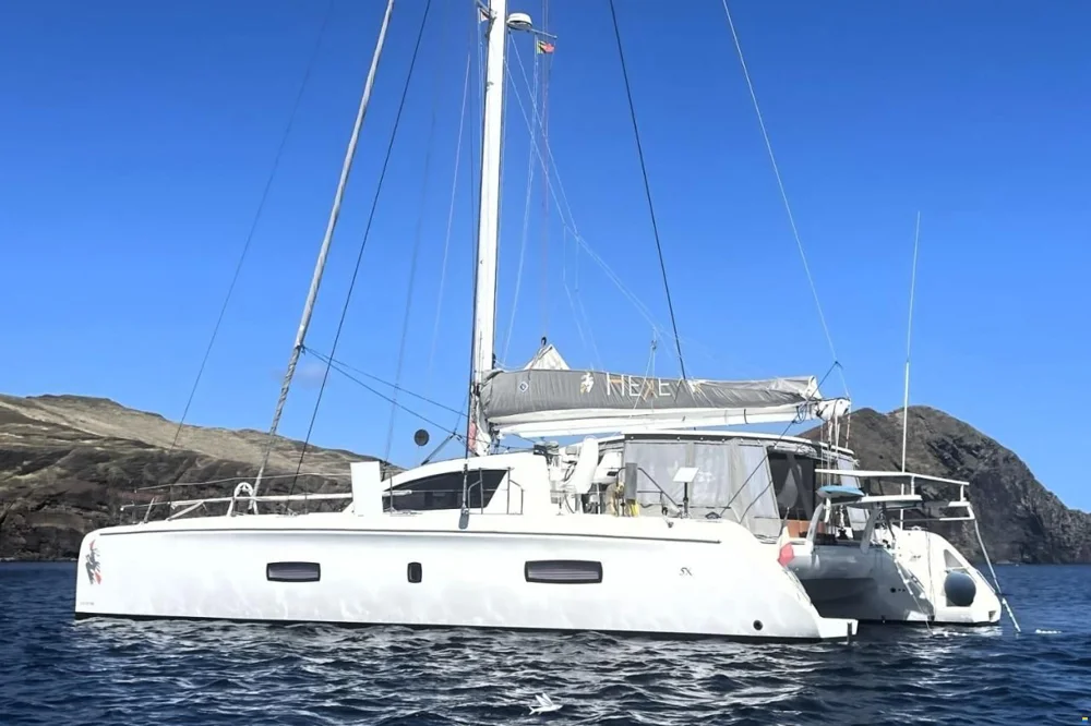 BoatPhoto.coverAlt