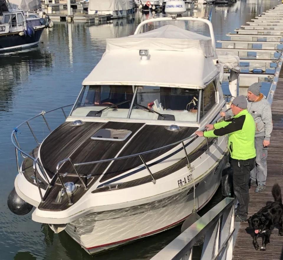 BoatPhoto.coverAlt