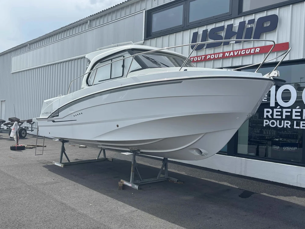 BoatPhoto.coverAlt