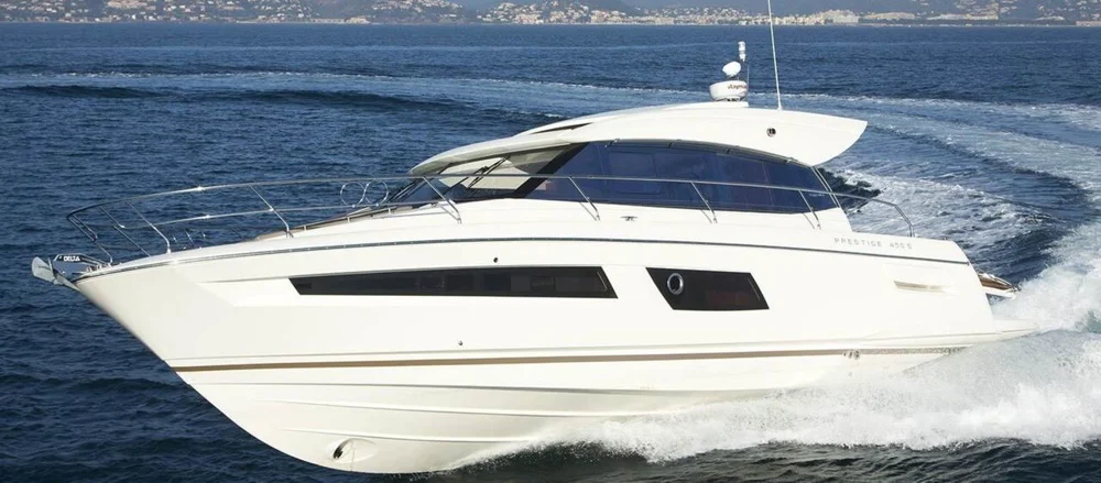 BoatPhoto.coverAlt