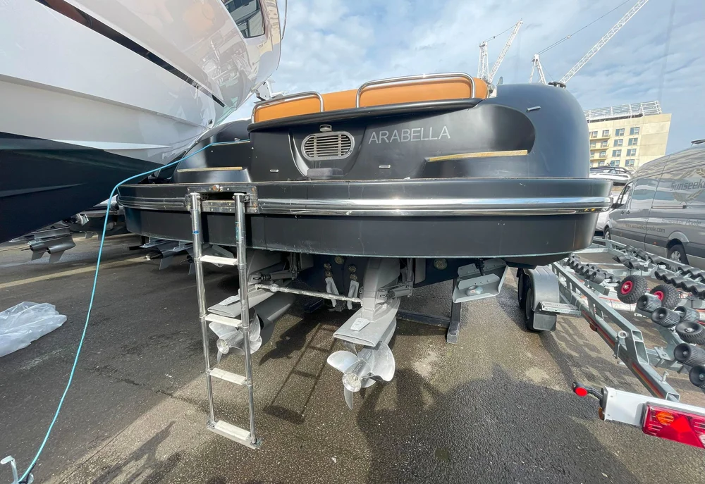 2011 HUNTON XRS 43 for sale in Poole, United Kingdom, photo 5 of 5