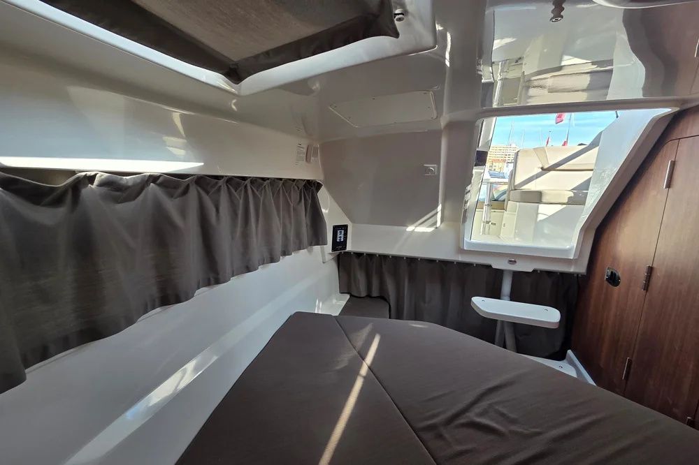 2017 Quicksilver Activ 805 Cruiser for sale in Vilamoura, Portugal, photo 3 of 5