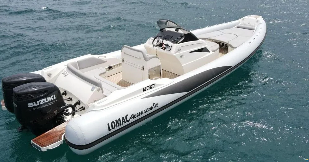BoatPhoto.coverAlt