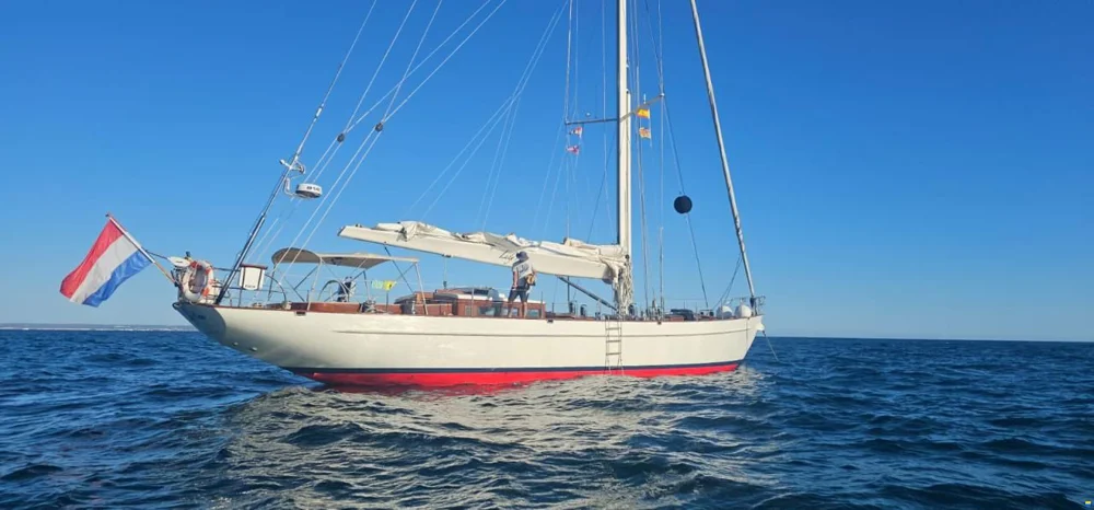 BoatPhoto.coverAlt