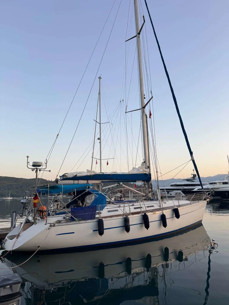BoatPhoto.coverAlt