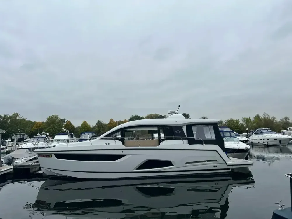 BoatPhoto.coverAlt