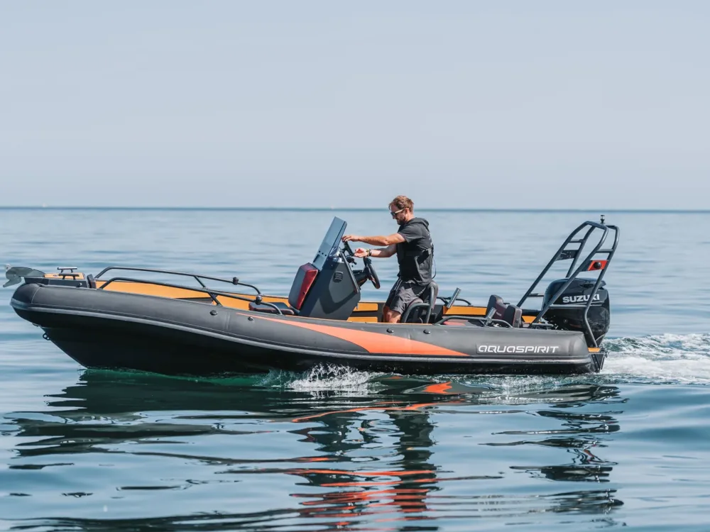 BoatPhoto.coverAlt