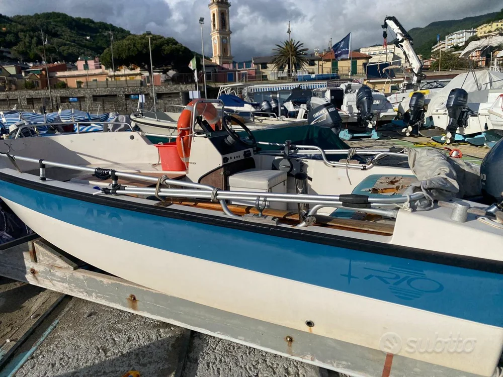 BoatPhoto.coverAlt