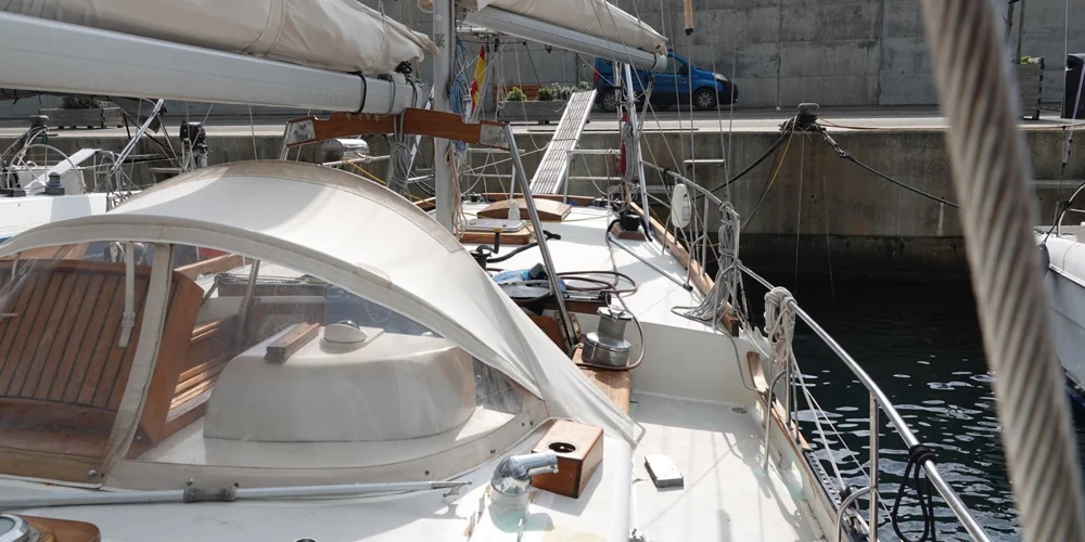BoatPhoto.alt