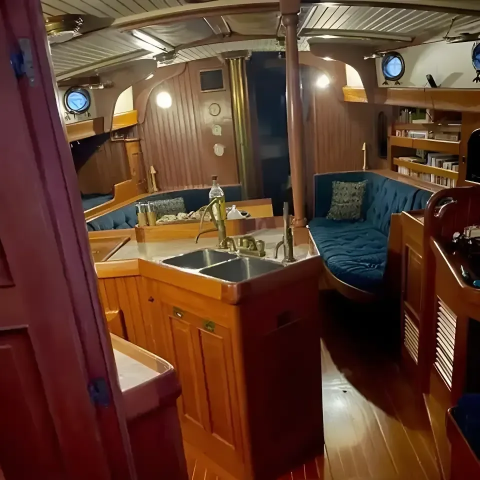 BoatPhoto.alt