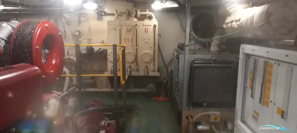 BoatPhoto.alt