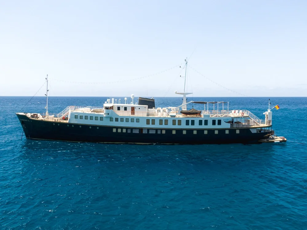 BoatPhoto.coverAlt