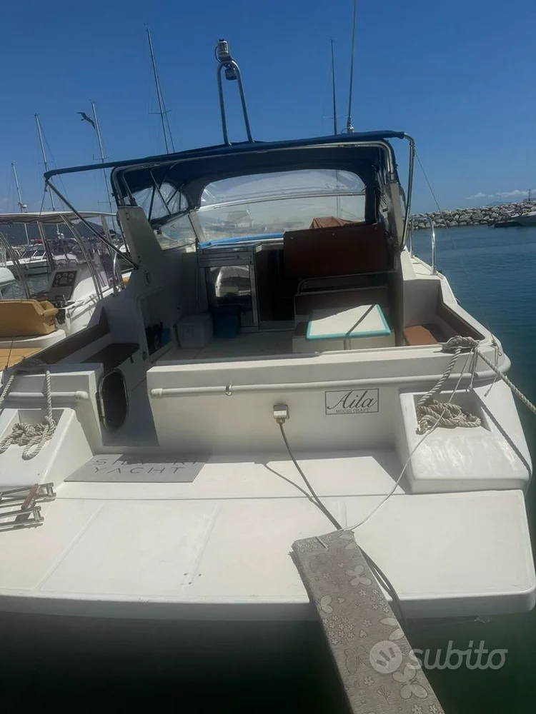 BoatPhoto.coverAlt