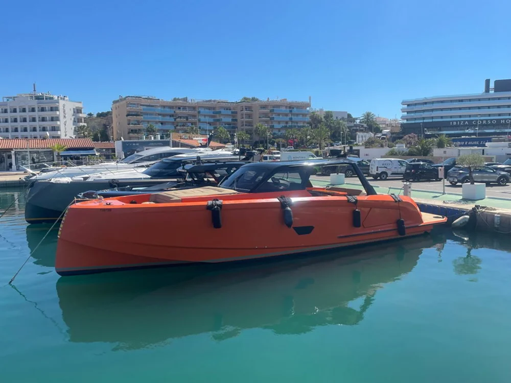 2022 Vanquish VQ 52 for sale in Spain, photo 2 of 5
