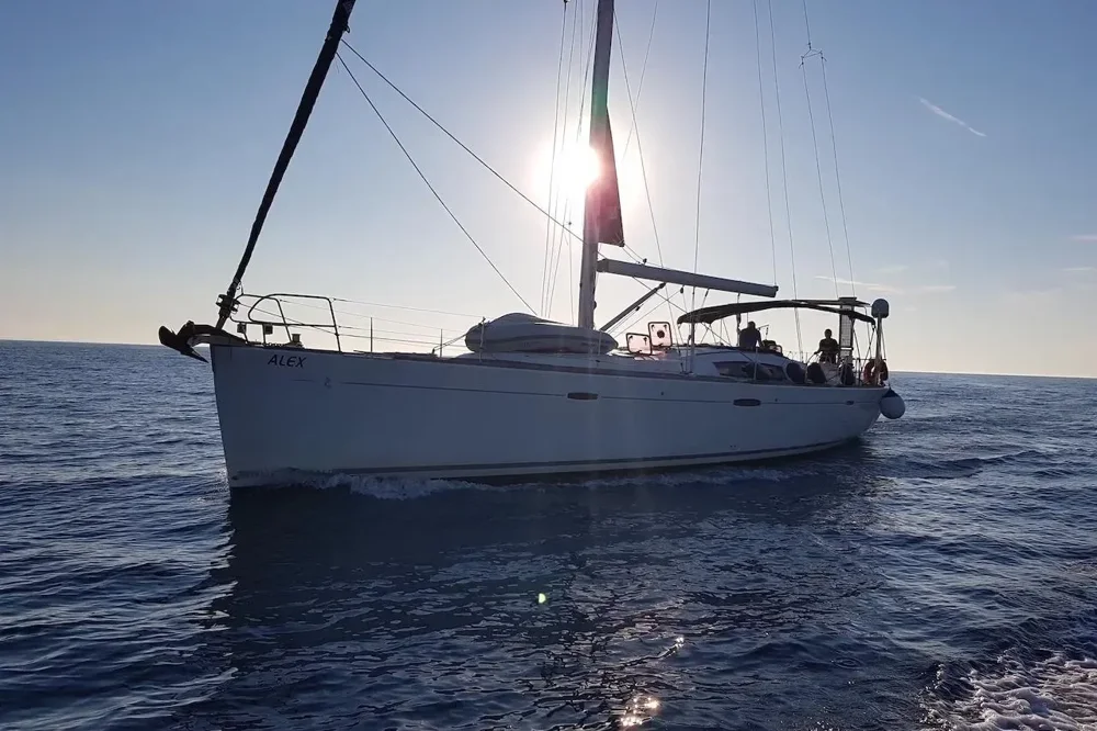 BoatPhoto.alt