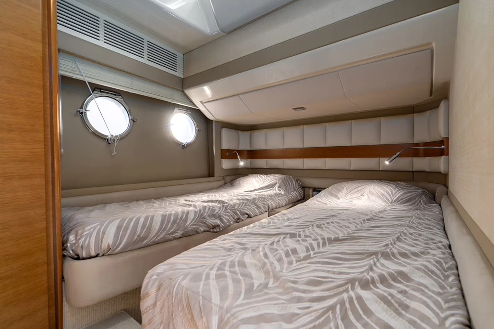 2013 Azimut Azimut 64 for sale in Palma, Spain, photo 3 of 5