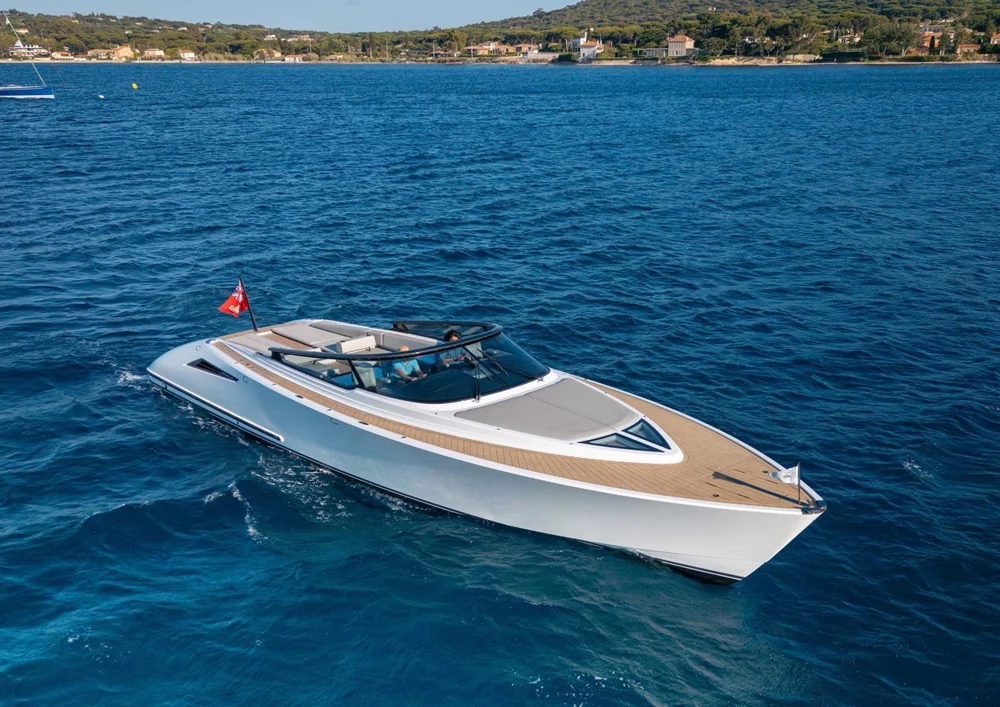 BoatPhoto.alt