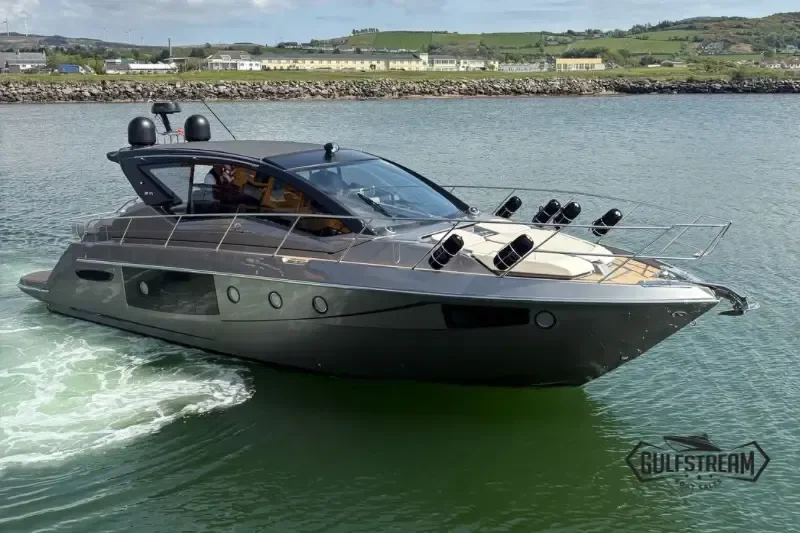 BoatPhoto.coverAlt