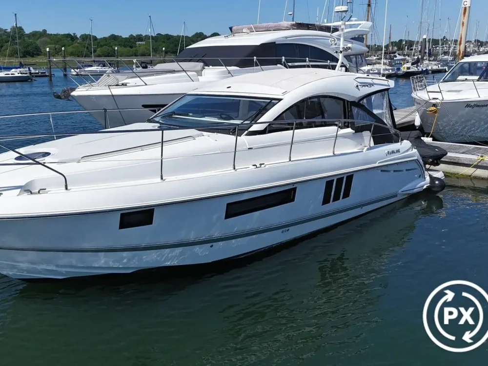 BoatPhoto.coverAlt