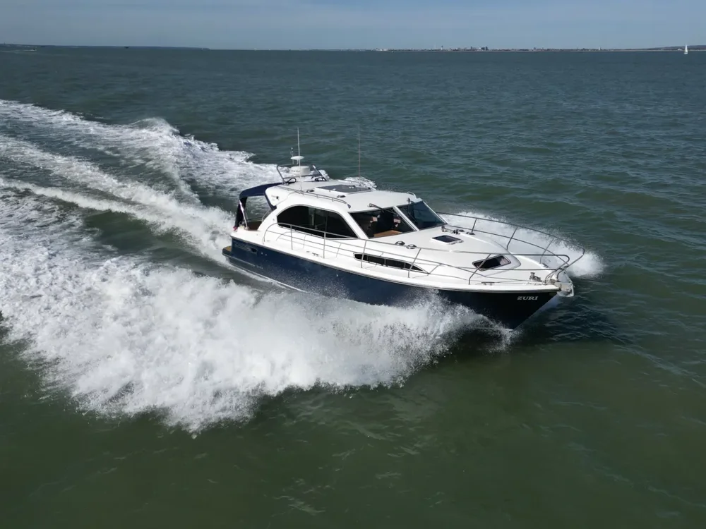 BoatPhoto.coverAlt
