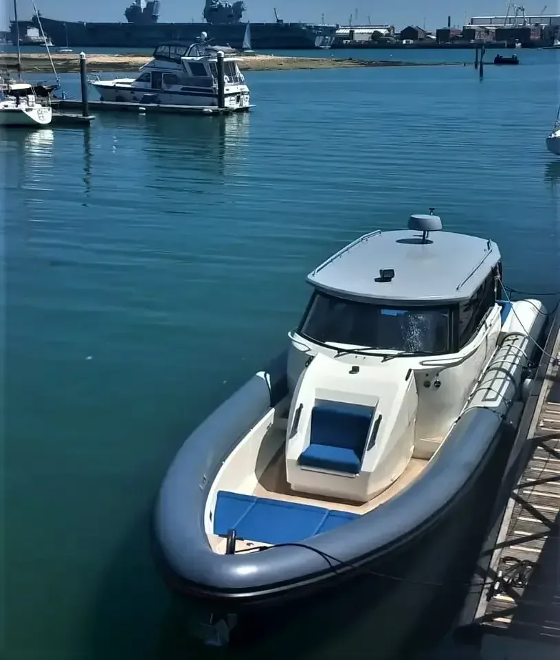 BoatPhoto.alt