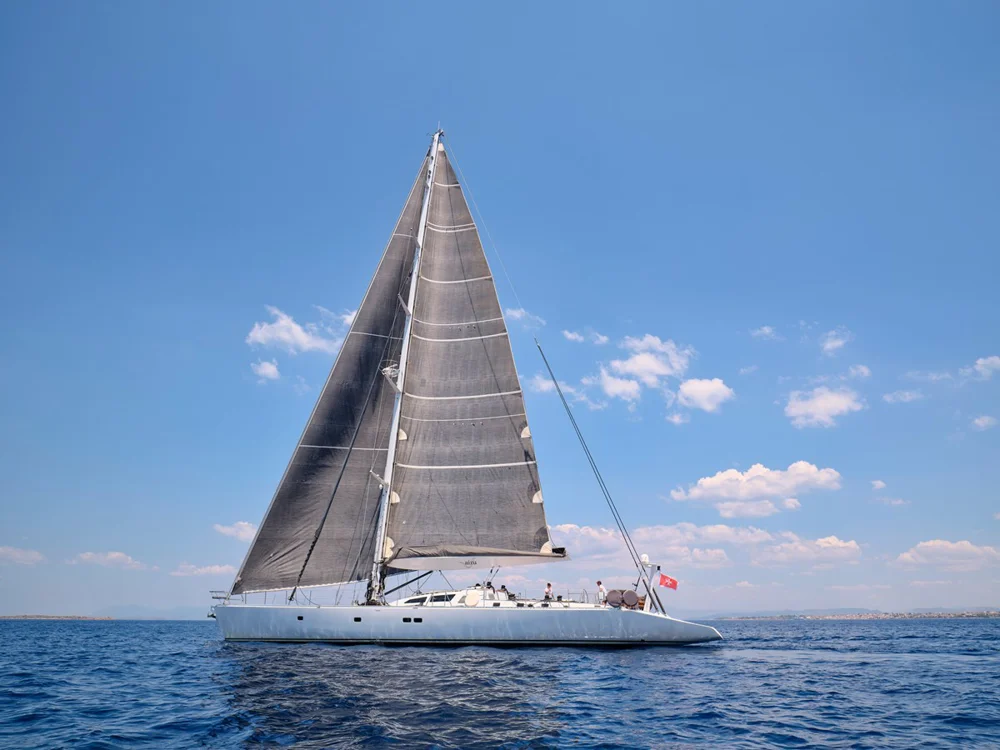 BoatPhoto.alt