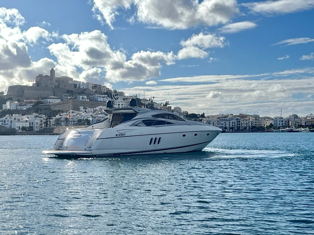 2006 SUNSEEKER Predator for sale in Ibiza, Spain, photo 2 of 5
