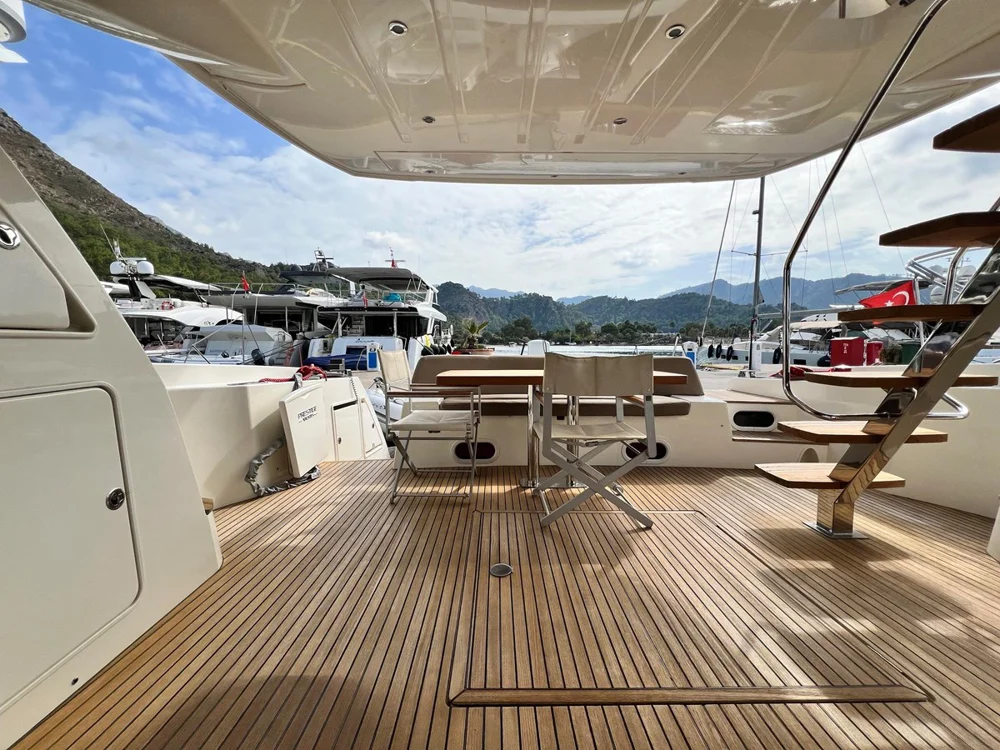 2011 BENETEAU Prestige 60 for sale in Muğla, Turkey, photo 5 of 5