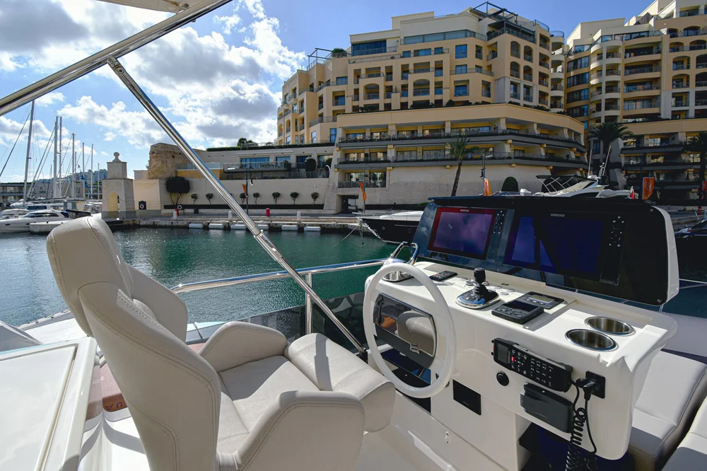 2021 FERRETTI Ferretti 500 for sale in San Ġiljan, Malta, photo 3 of 5