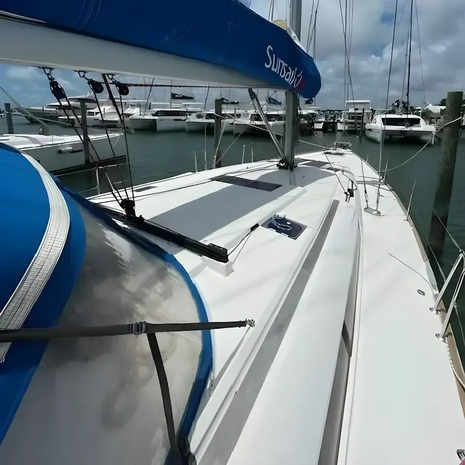 BoatPhoto.coverAlt