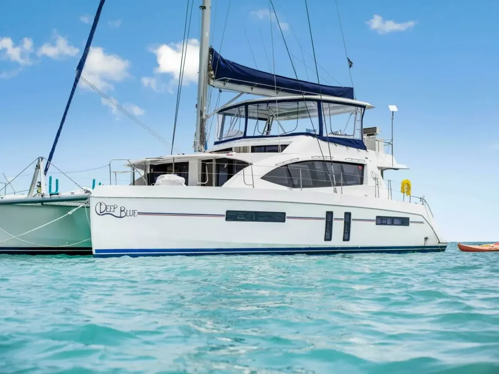 BoatPhoto.coverAlt