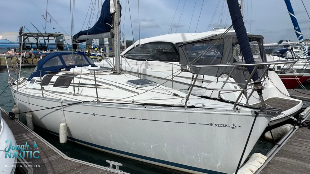 BoatPhoto.coverAlt