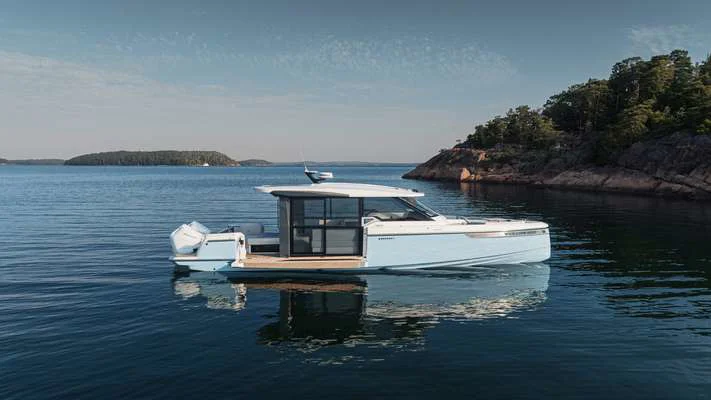 BoatPhoto.alt