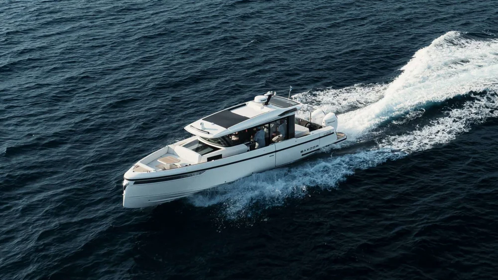 BoatPhoto.coverAlt