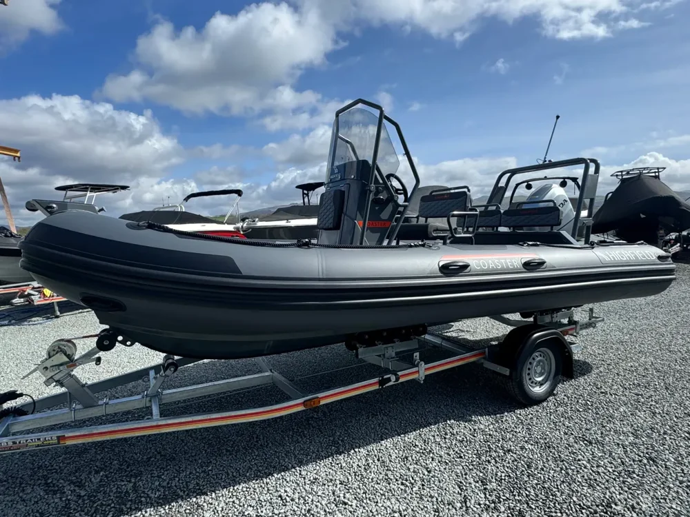 BoatPhoto.coverAlt