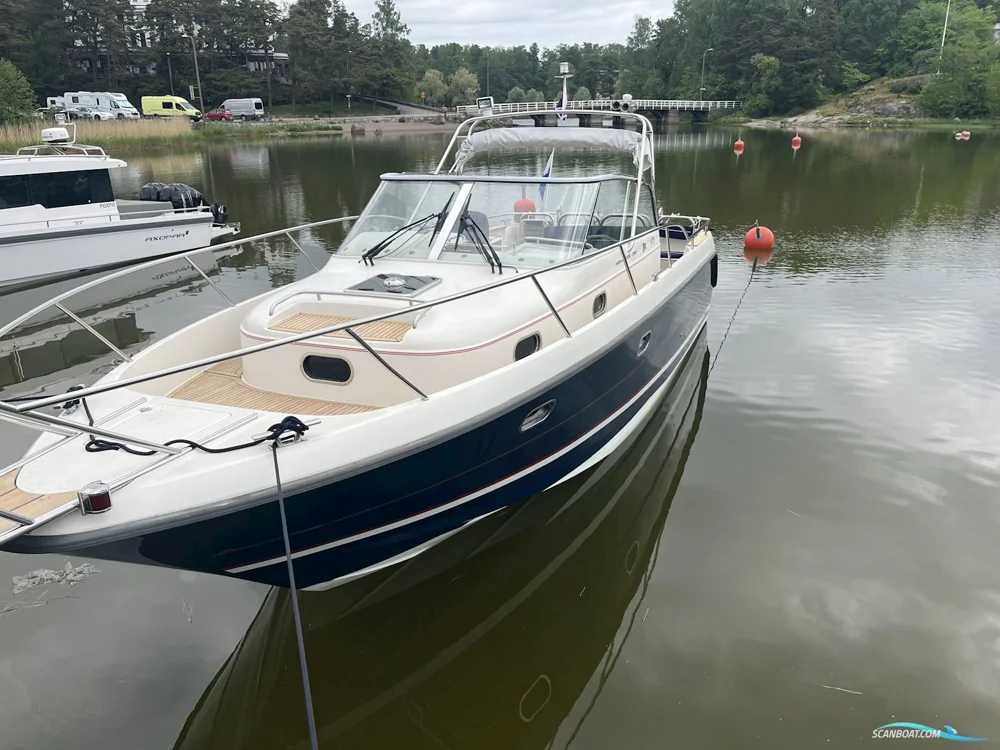 BoatPhoto.alt