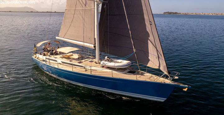 BoatPhoto.alt