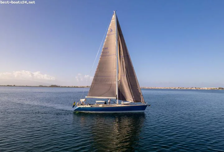 BoatPhoto.alt