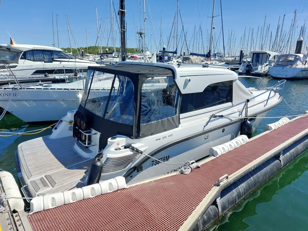 BoatPhoto.alt