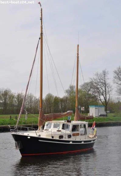 BoatPhoto.alt