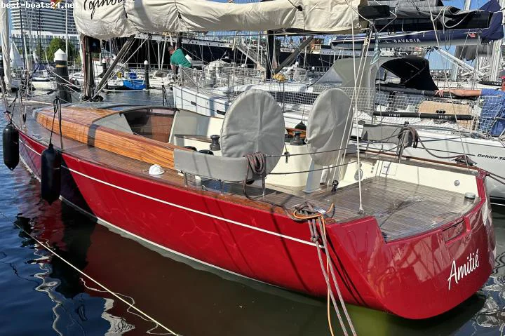 BoatPhoto.alt