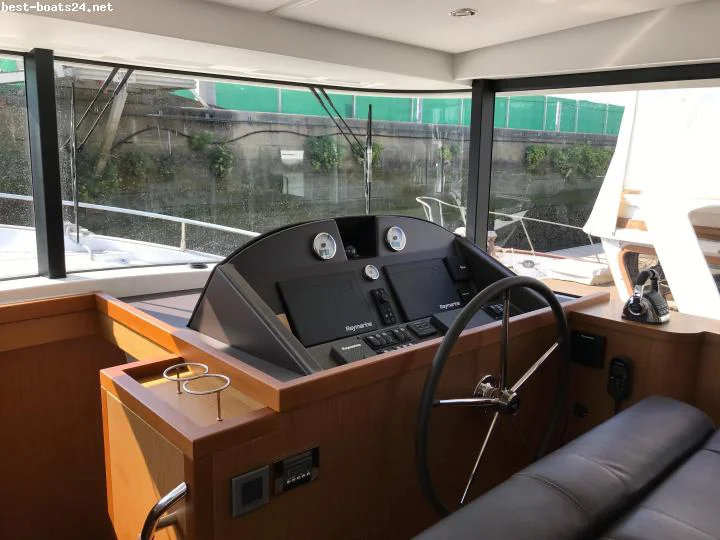 BoatPhoto.alt