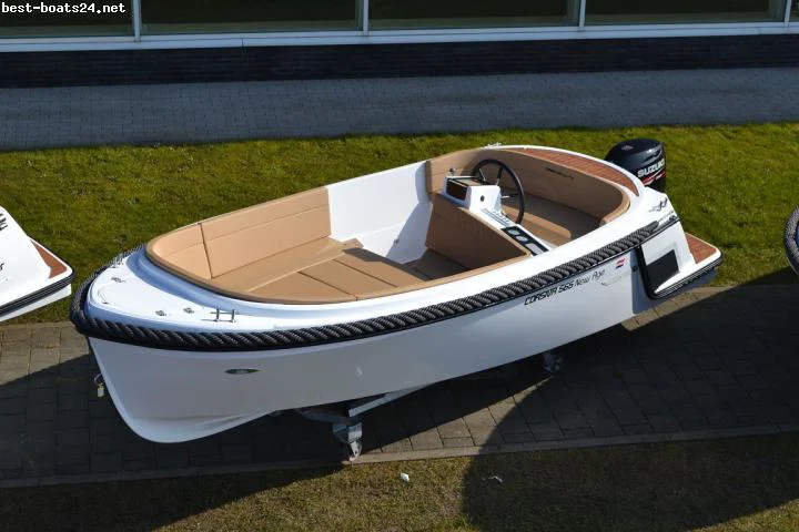 BoatPhoto.alt