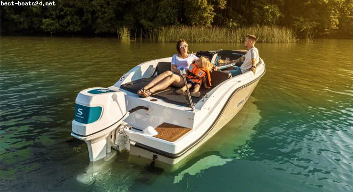 BoatPhoto.coverAlt
