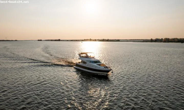 BoatPhoto.alt