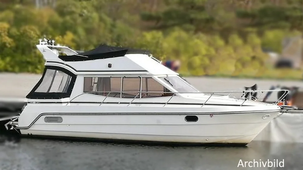 BoatPhoto.alt