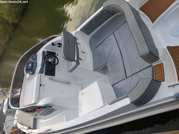 BoatPhoto.alt