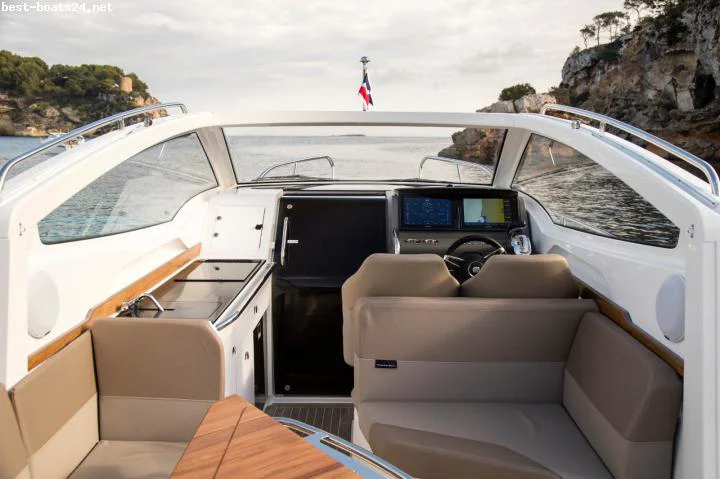 BoatPhoto.alt