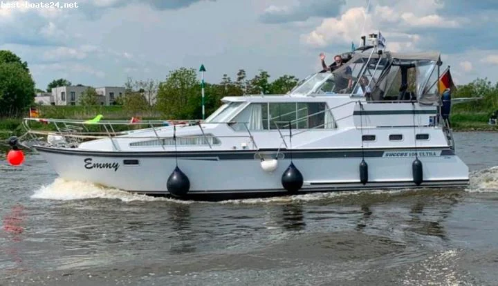 BoatPhoto.alt